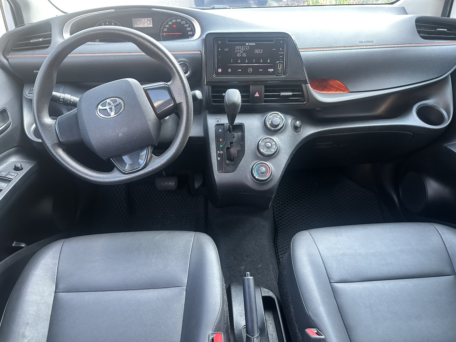 2020 Toyota Sienta 5人座經典
